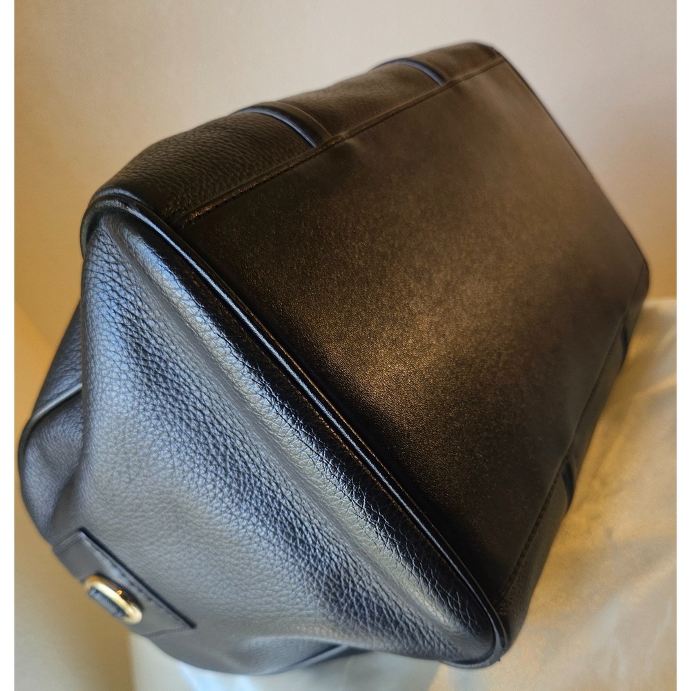 Michael Kors Medium Bedford Black/Gold Pebbled Leather Duffle Satchel Crossbody - Picture 4 of 16